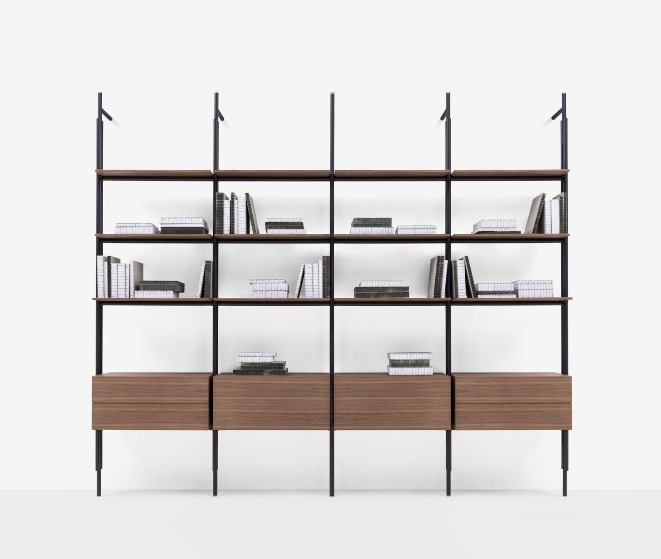 Modern shelving ideas - B&B Italia